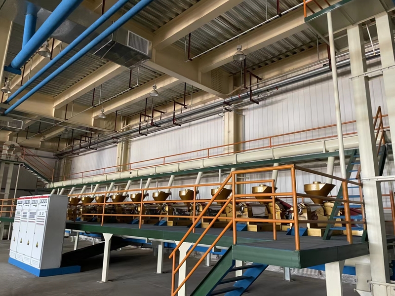 20T-250T/D rapeseed and sunflower seed complete oil pressing equipment production line(图4) 20T-250T/D rapeseed and sunflower seed complete oil pressing equipment production line(图4)