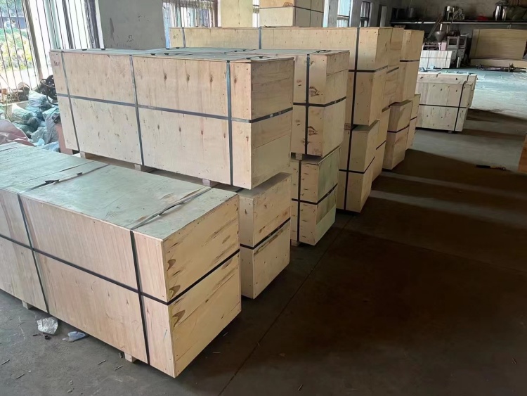 Congo customer orders 200 units of 6YL-100 double screw oil press(图2) Congo customer orders 200 units of 6YL-100 double screw oil press(图2)