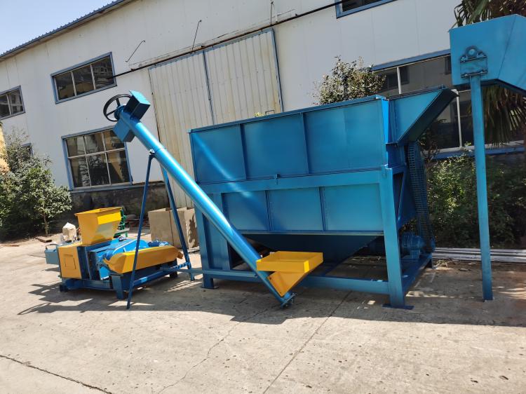 1-3T/H type palm fruit oil production line(图2) 1-3T/H type palm fruit oil production line(图2)