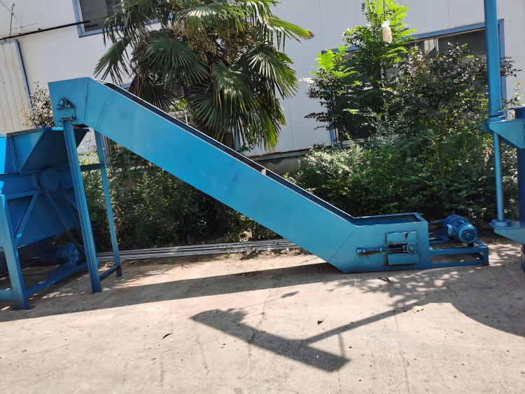 1-3T/H type palm fruit oil production line(图4) 1-3T/H type palm fruit oil production line(图4)